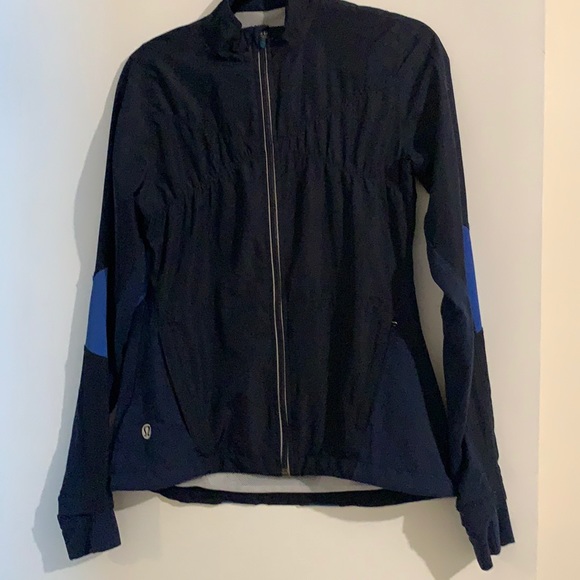 lululemon athletica Jackets & Blazers - Lululemon running jacket